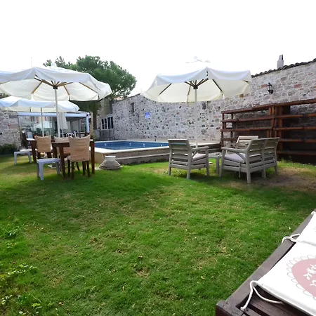 Cunda Poseidon * Ayvalı