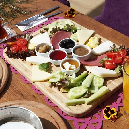 Cunda Poseidon * Ayvalı