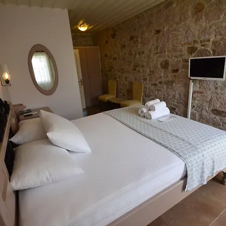 Cunda Poseidon Ayvalı