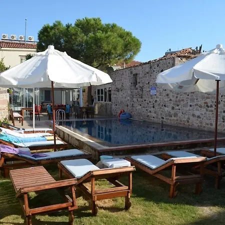 Cunda Poseidon Hotel Ayvalı