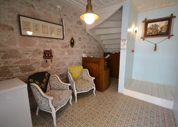 Cunda Poseidon * Ayvalı