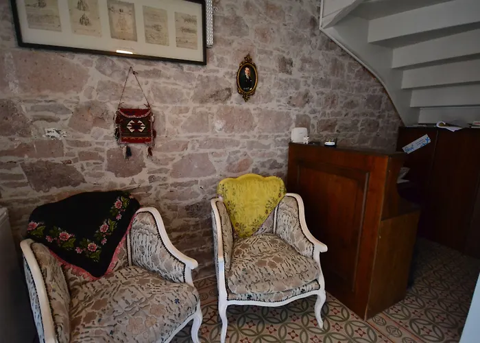 Cunda Poseidon Ayvalı