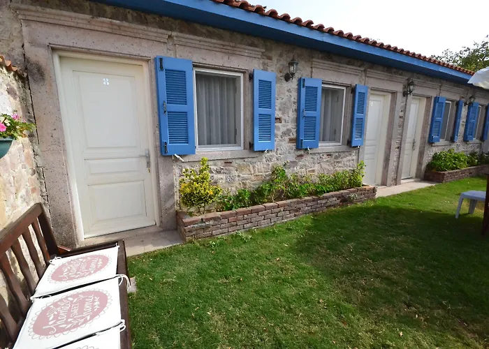 Cunda Poseidon * Ayvalı